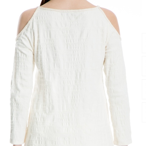 Max Studio London Textured Cold-Shoulder Top - Picture 6 of 8